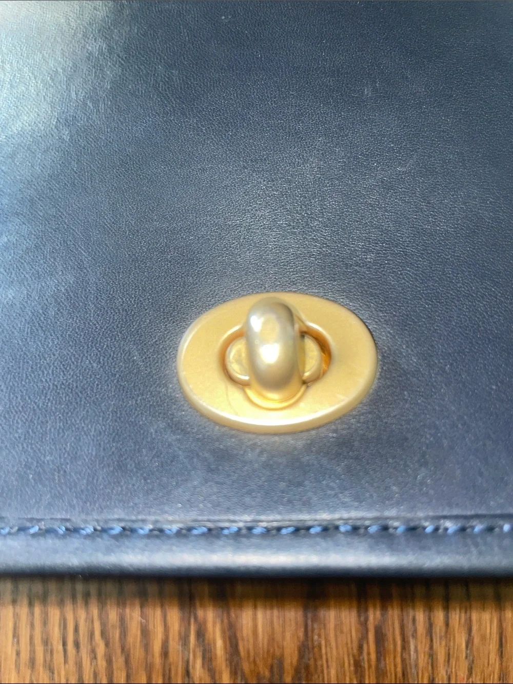 Coach vintage (pre 1994) 202-05 crossbody